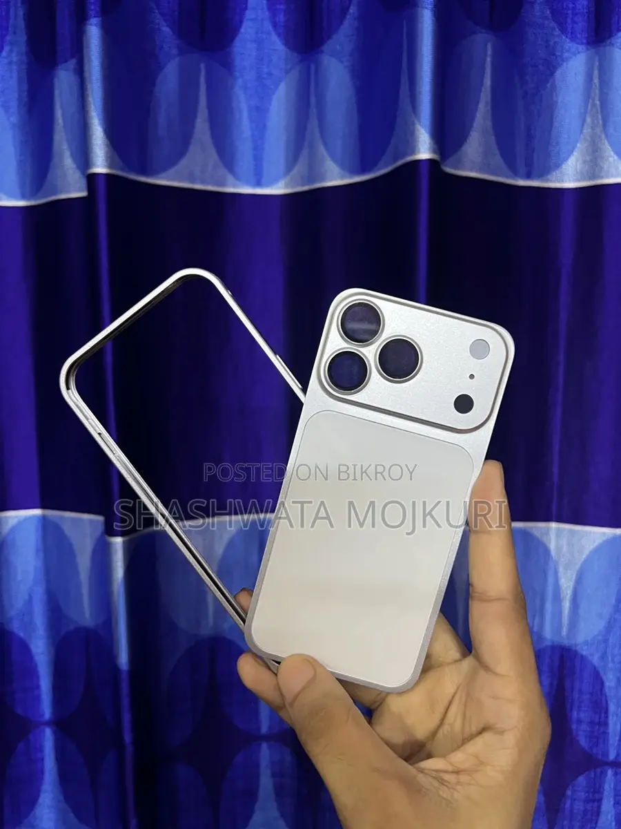 Apple iPhone 13 Pro Backshell