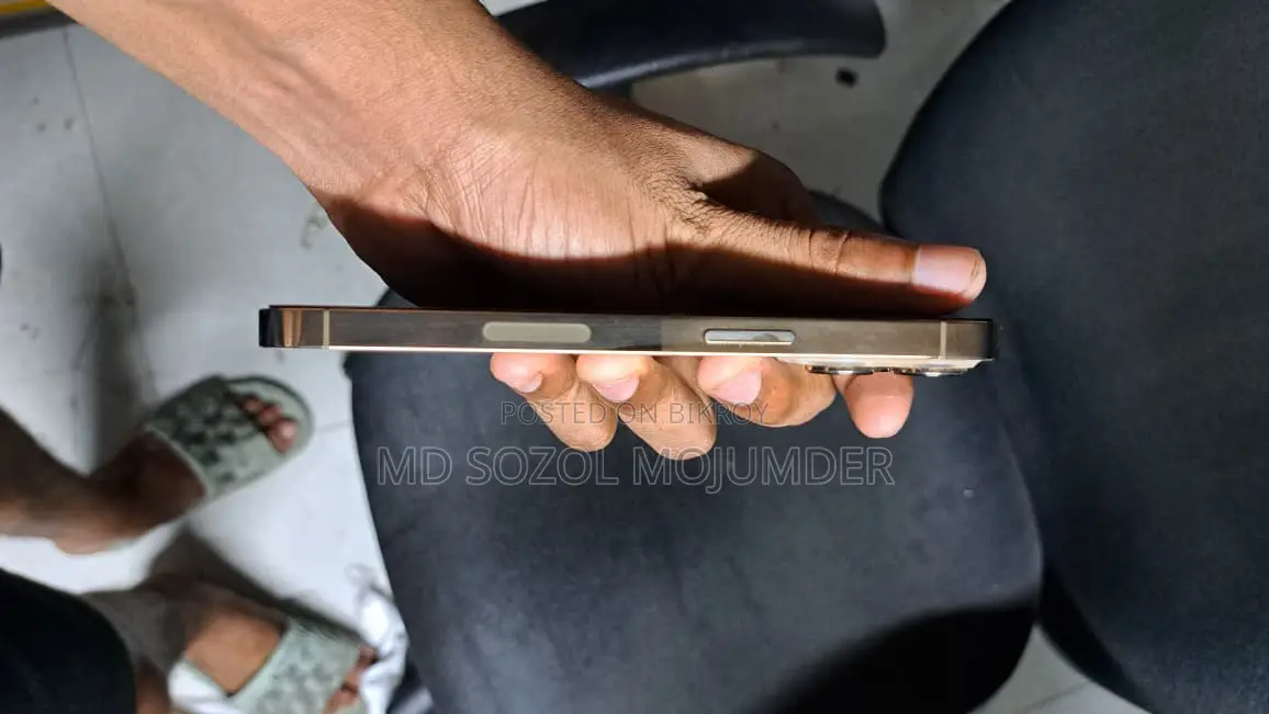 Apple iPhone 13 Pro (Used)