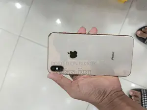 Apple iPhone XS Max . (Used)