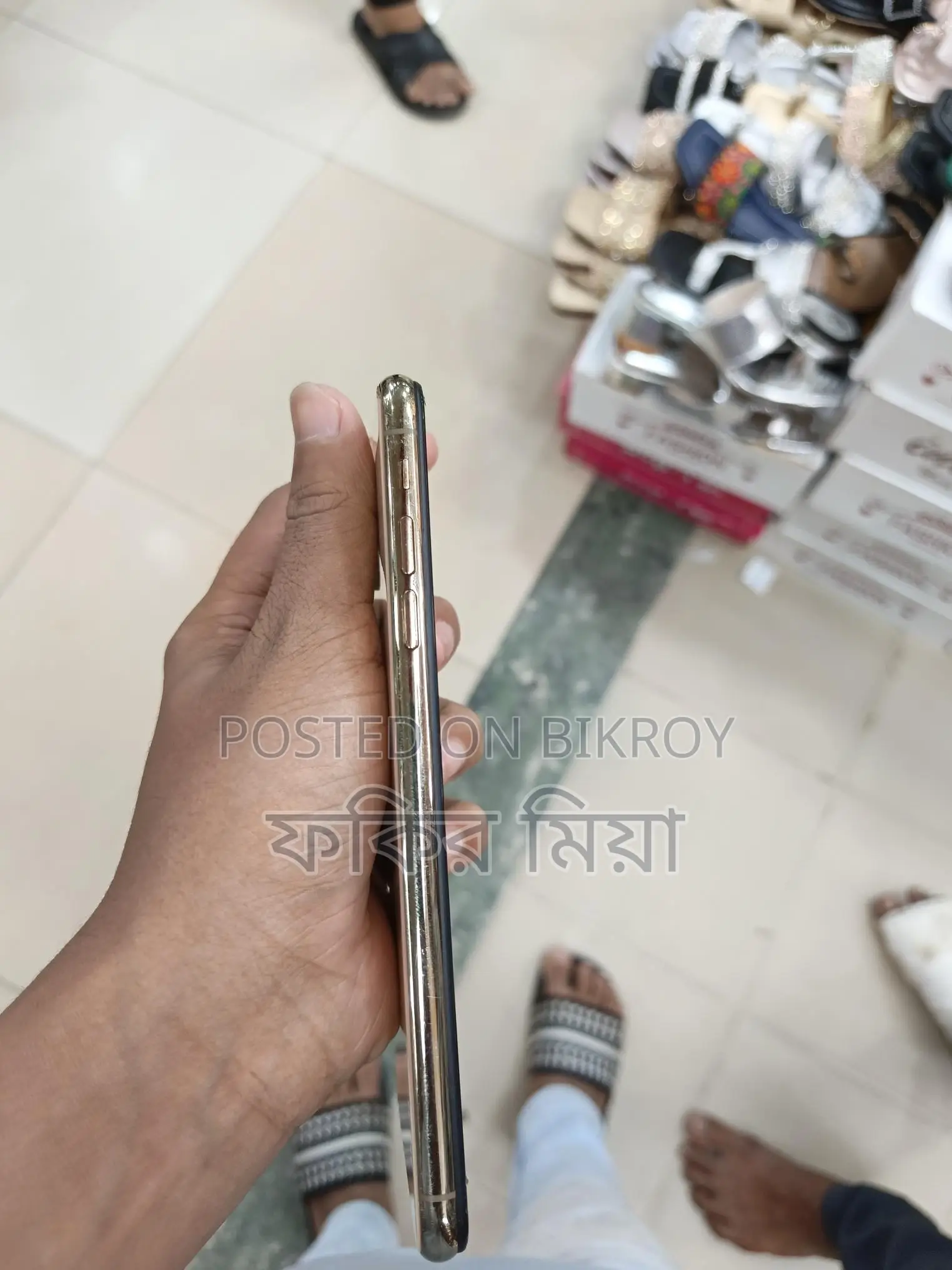 Apple iPhone XS Max . (Used)