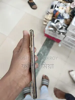 Apple iPhone XS Max . (Used)