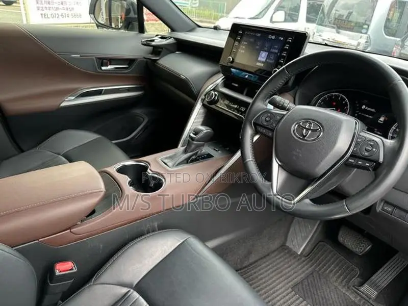 Toyota Harrier Z LEATHER NON HB 2021