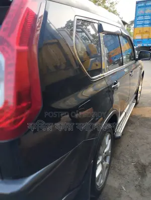 Nissan X-Trail Black 2012