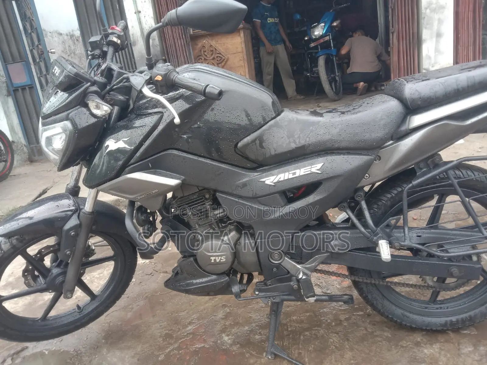 TVS Raider 125 new condition 2022