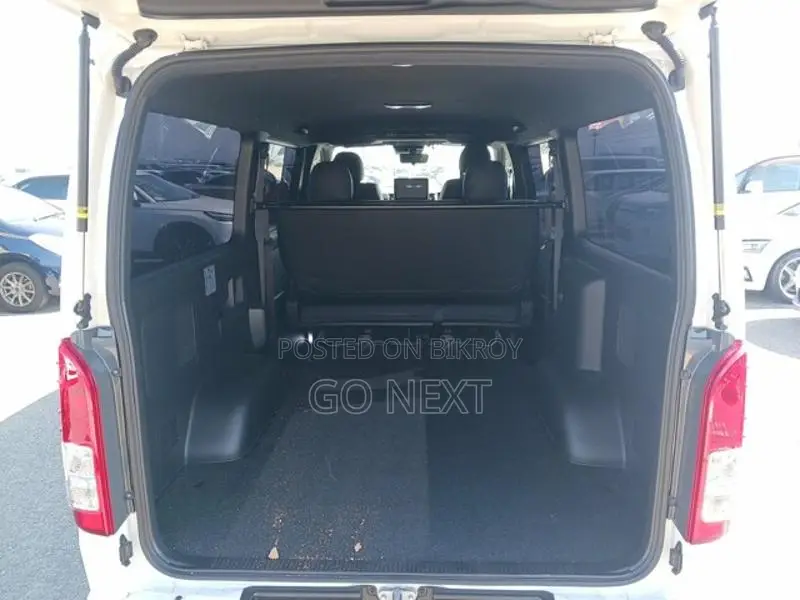 Toyota Hiace SGL Dark Prime II 2021