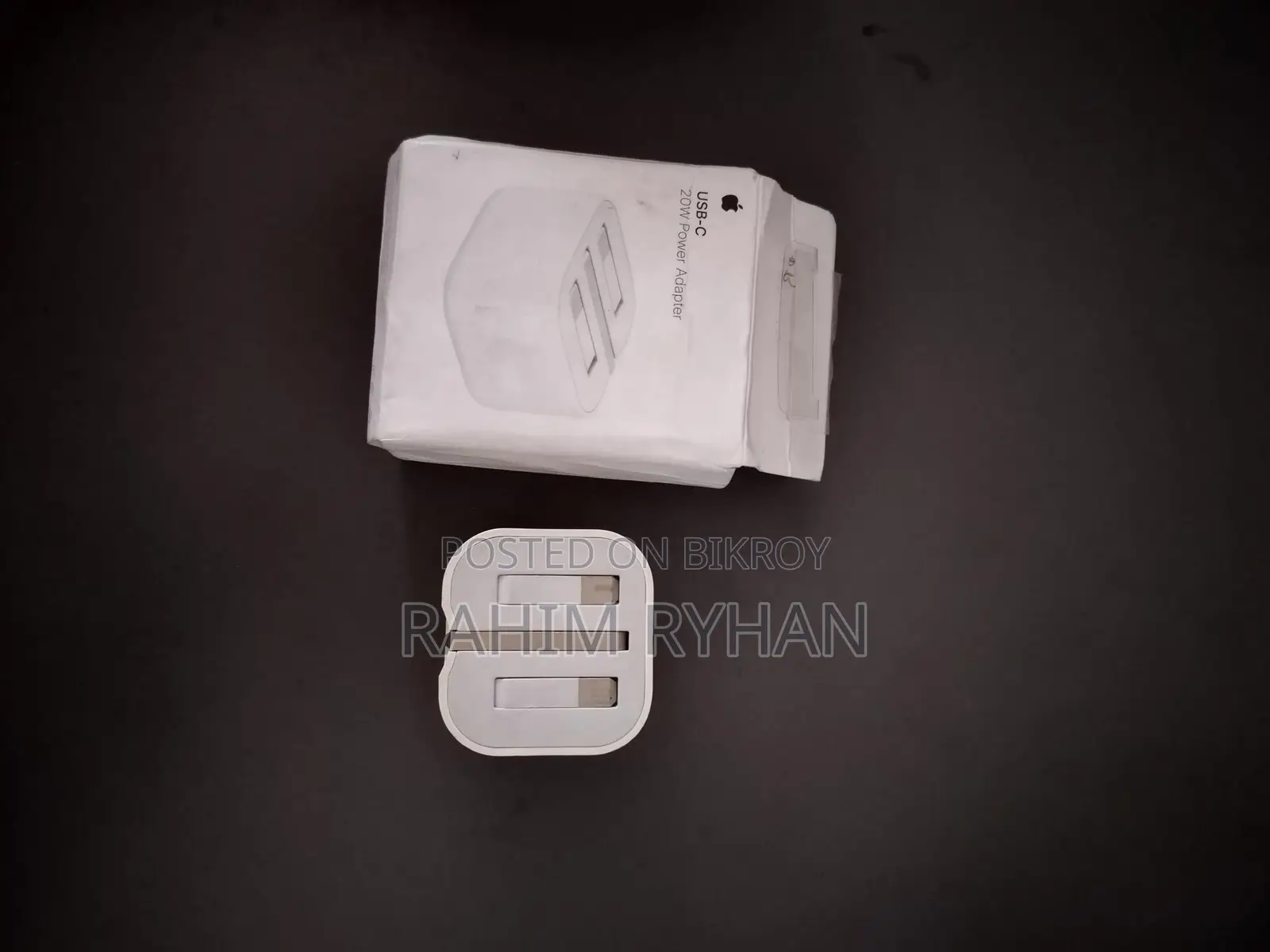 Apple 20 W Adapter
