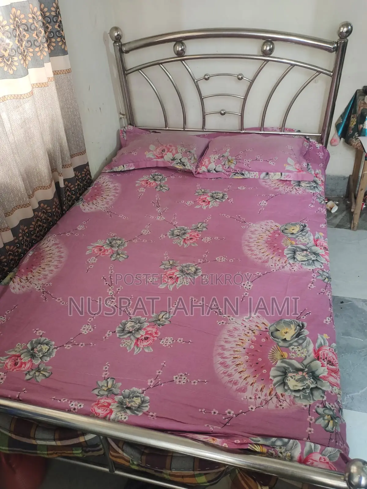 স্টিলের খাট