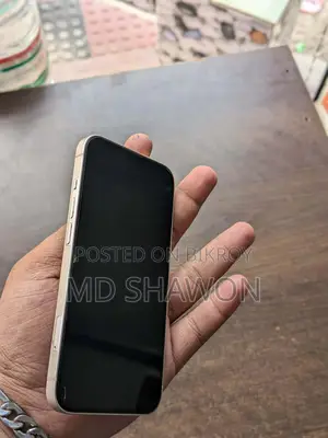 Apple iPhone 13 (Used)