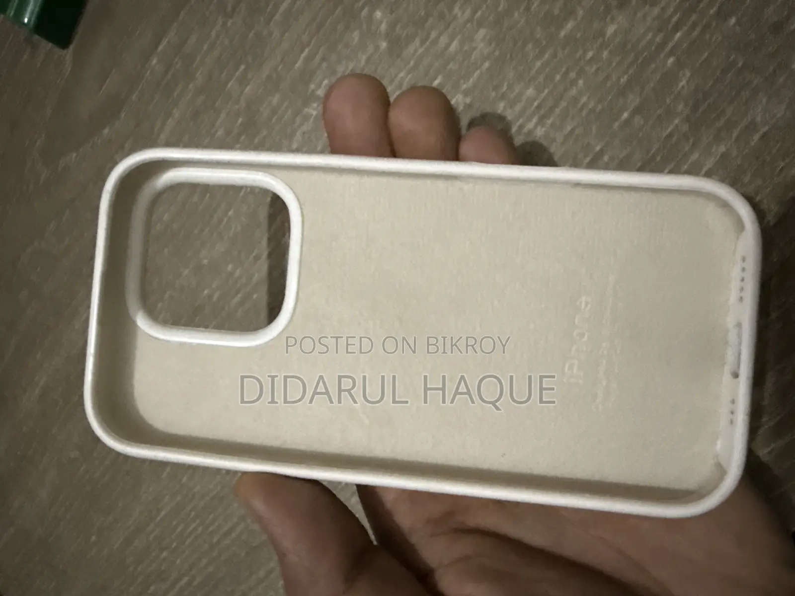 iPhone 16pro back cover