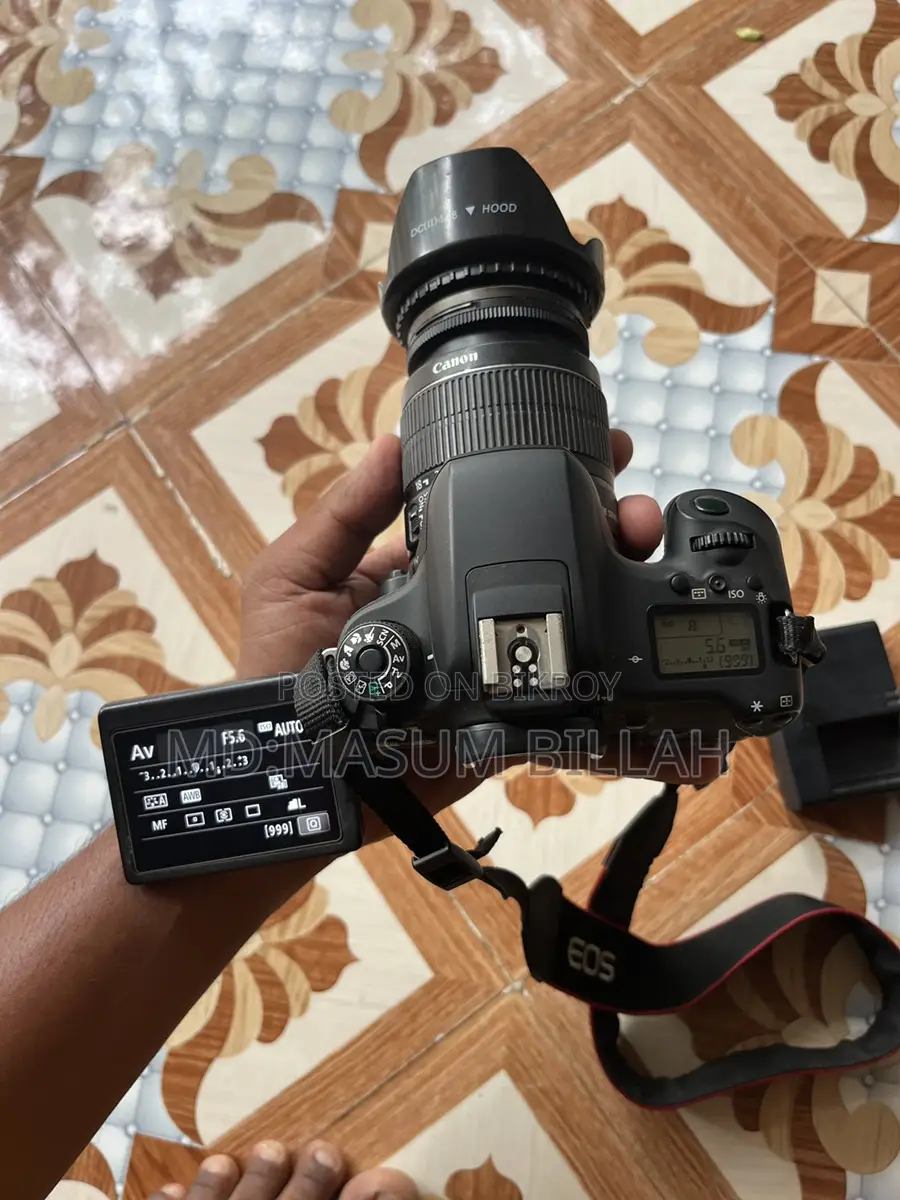 Cannon 8000D