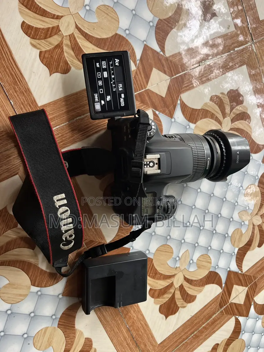 Cannon 8000D