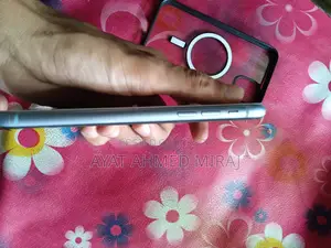 Apple iPhone XR (Used)