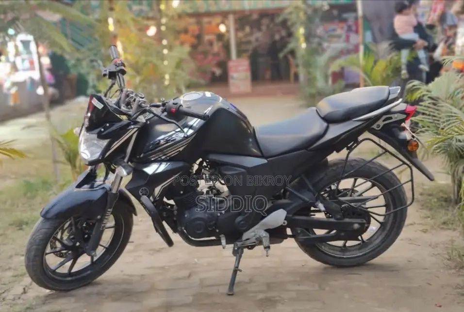 Yamaha FZS-FI V2 Dark Knight fastest 2018