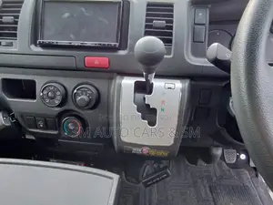 Toyota Hiace Ambulance DX Highroof 2020