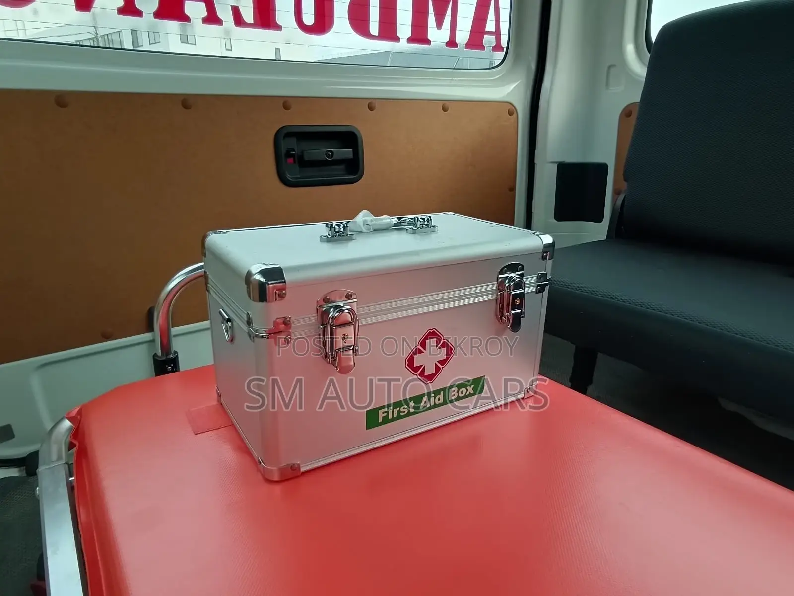Toyota Hiace Ambulance DX Highrof 2020