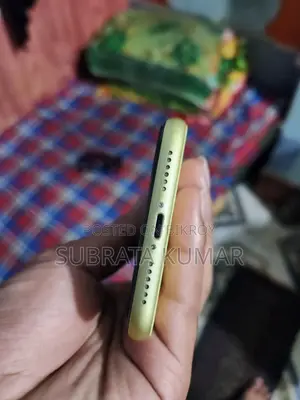 Apple iPhone 11 (Used)