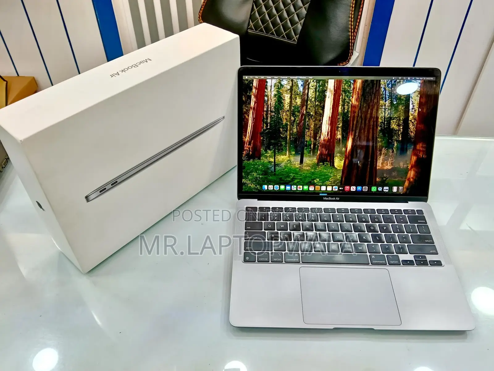 MacBook Air M1_Apple Laptop_With Full Box_Retina Display 8GB/256GB