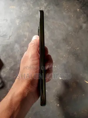 Vivo Y400 8/128 (Used)