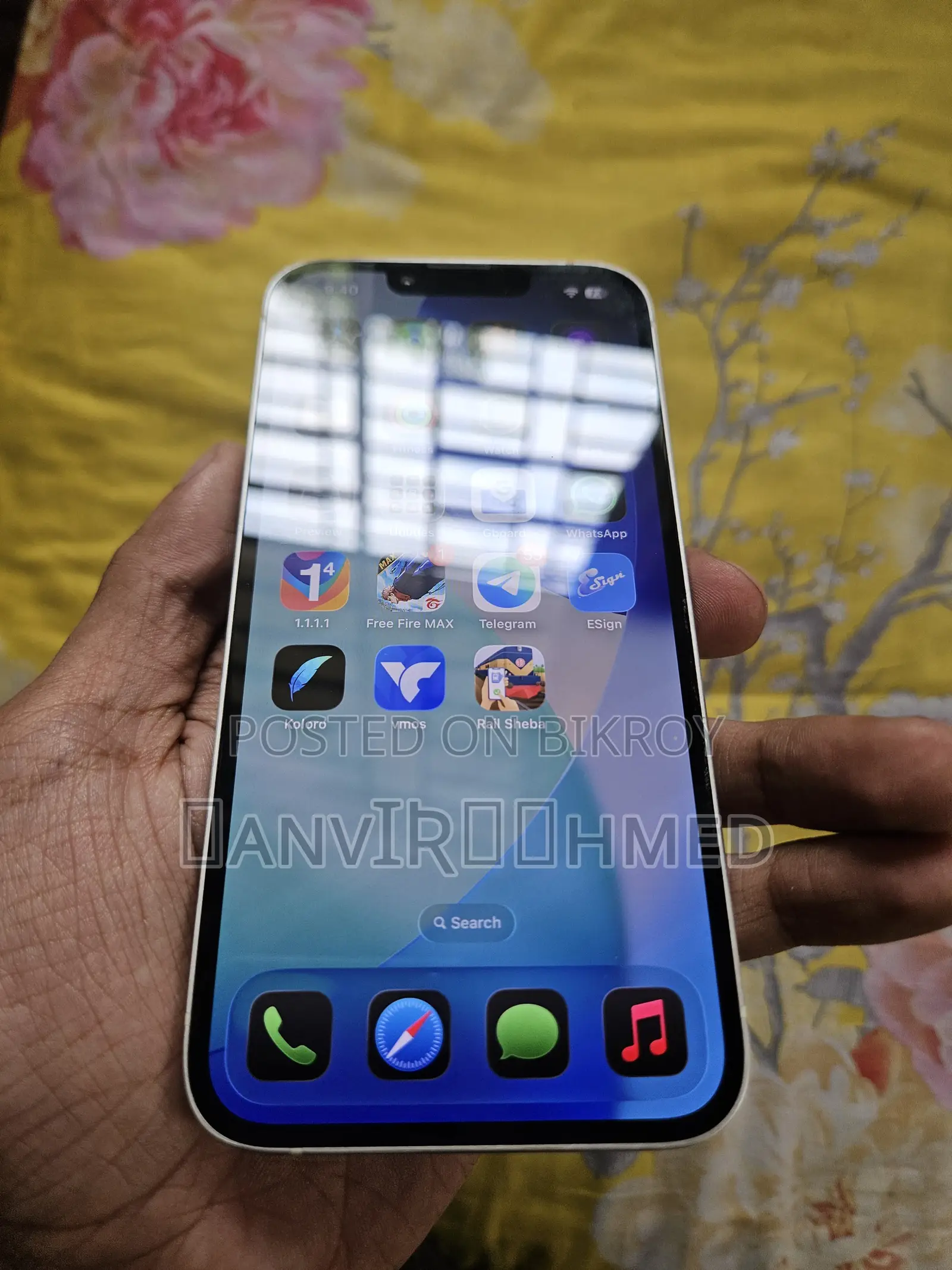 Apple iPhone 13 (Used)
