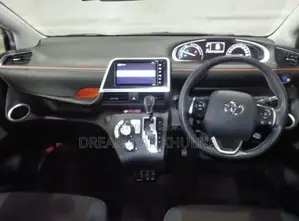 Toyota Sienta G Quero Hybrid Black 2021