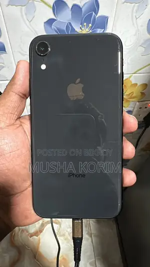 Apple iPhone XR (Used)