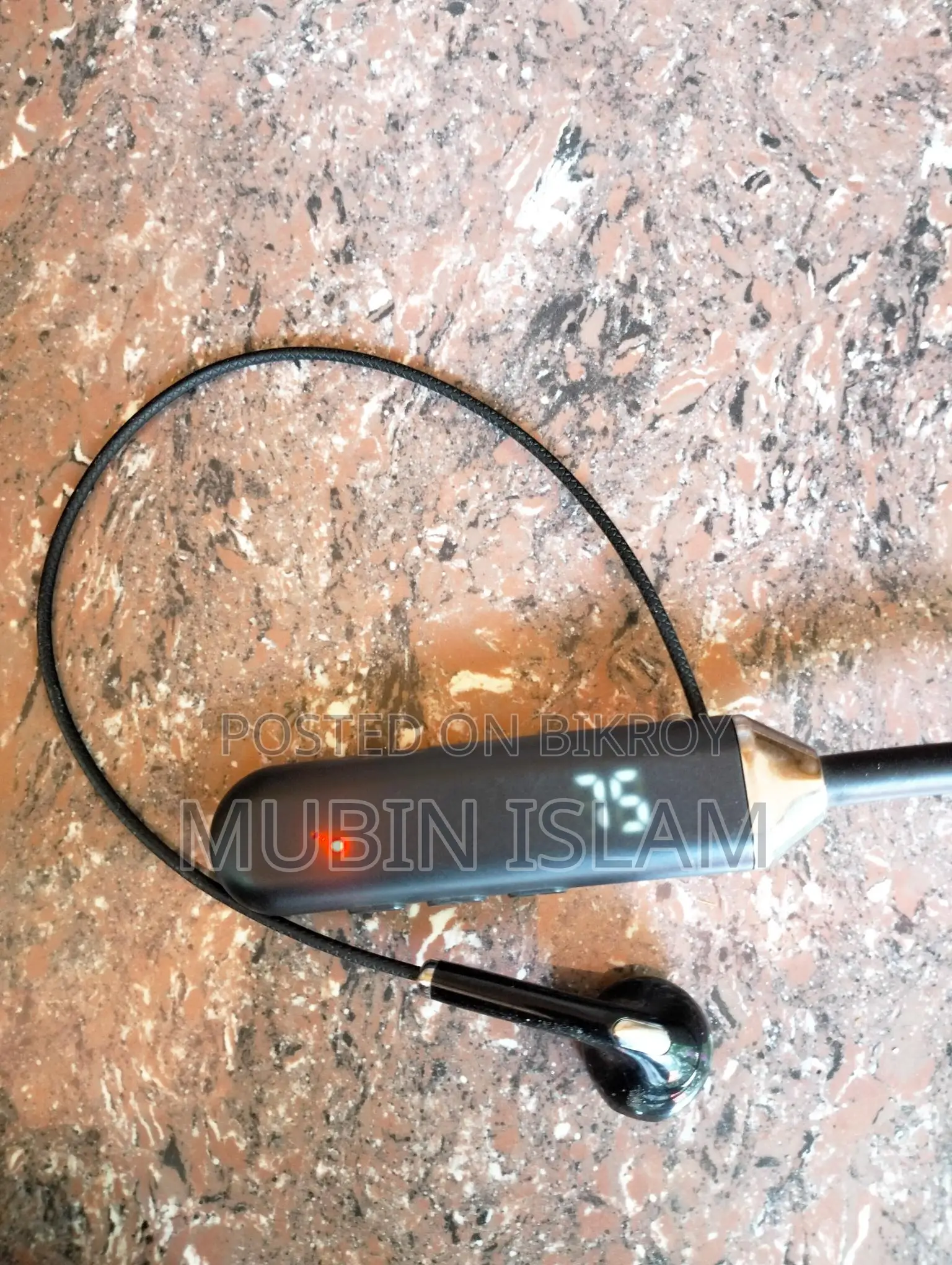 D-20 Ultra Wireless Neckband