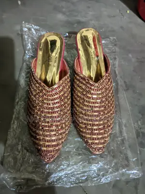 Ladies Heel Shoes