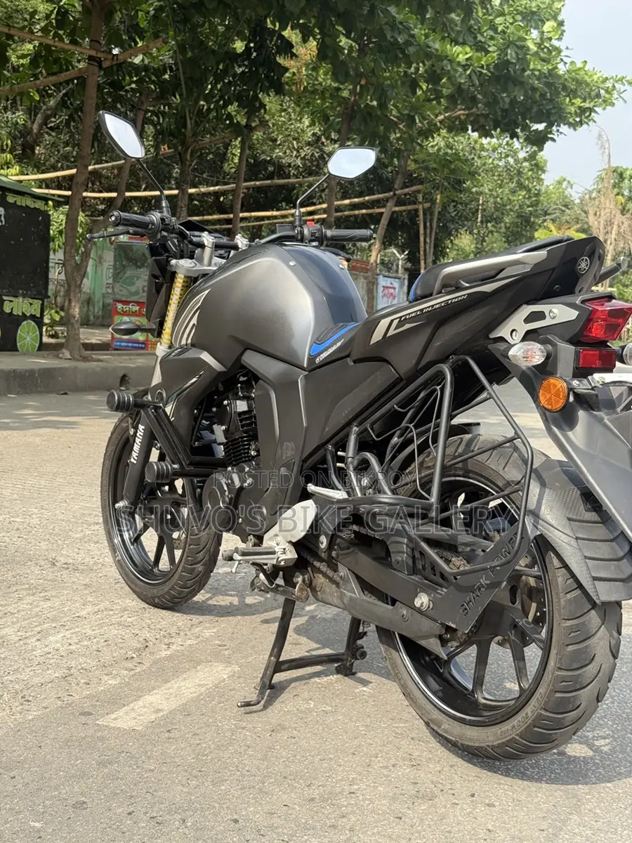 Yamaha FZs V2 2025