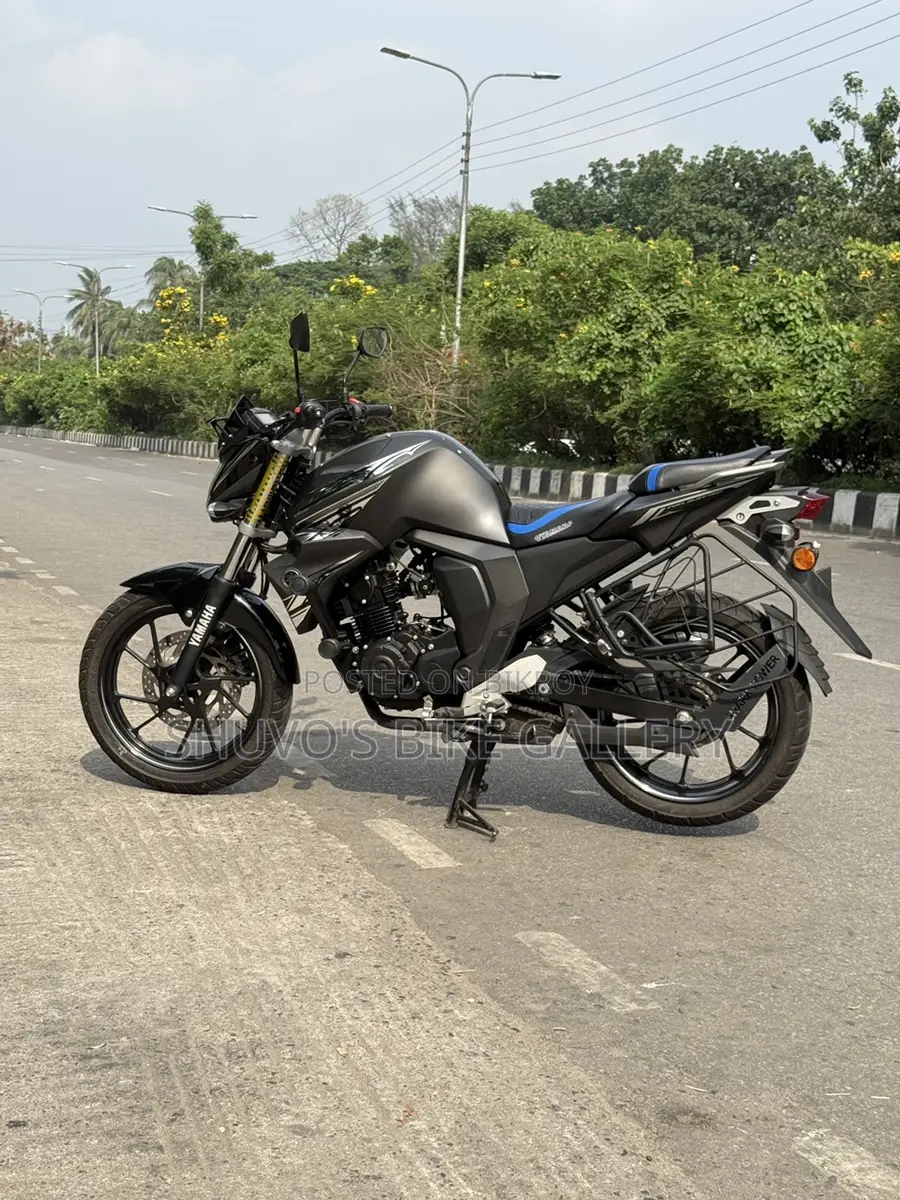 Yamaha FZs V2 2025