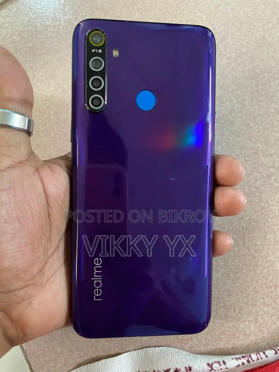 Realme 5i 4/64 (Used)