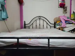 একটি লোহার (ms) খাট বিক্রয়
