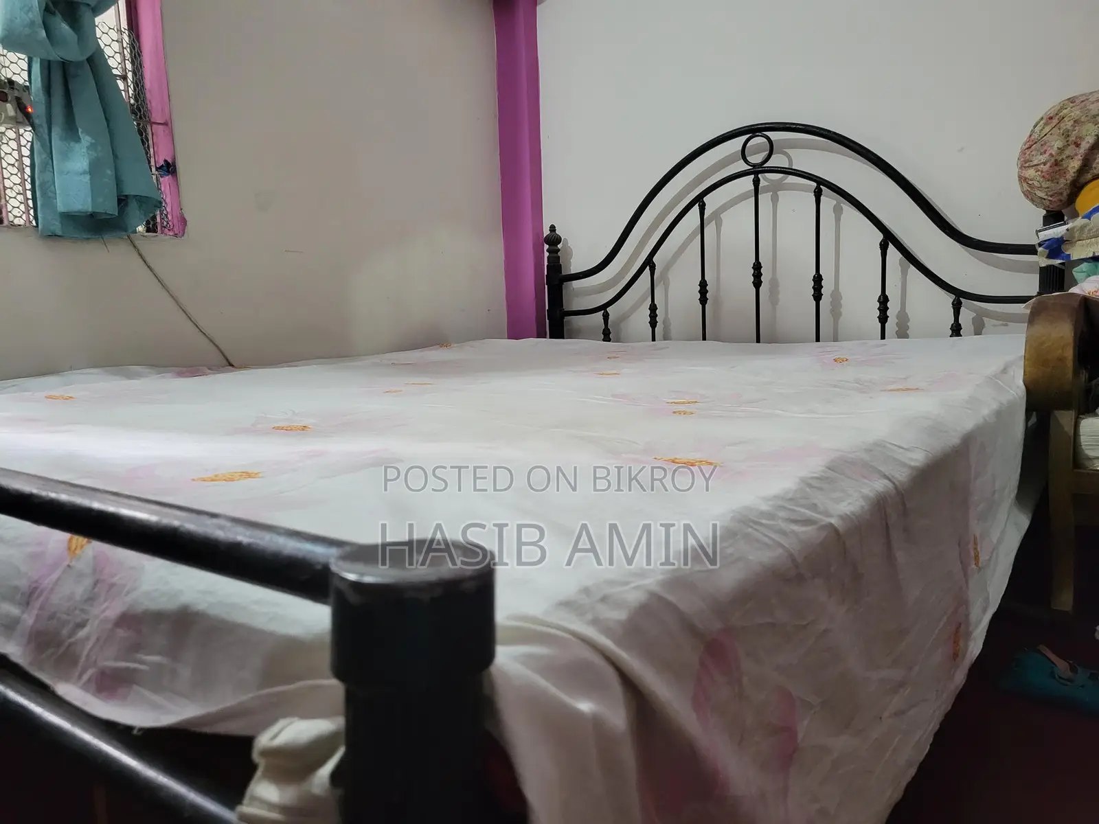একটি লোহার (ms) খাট বিক্রয়