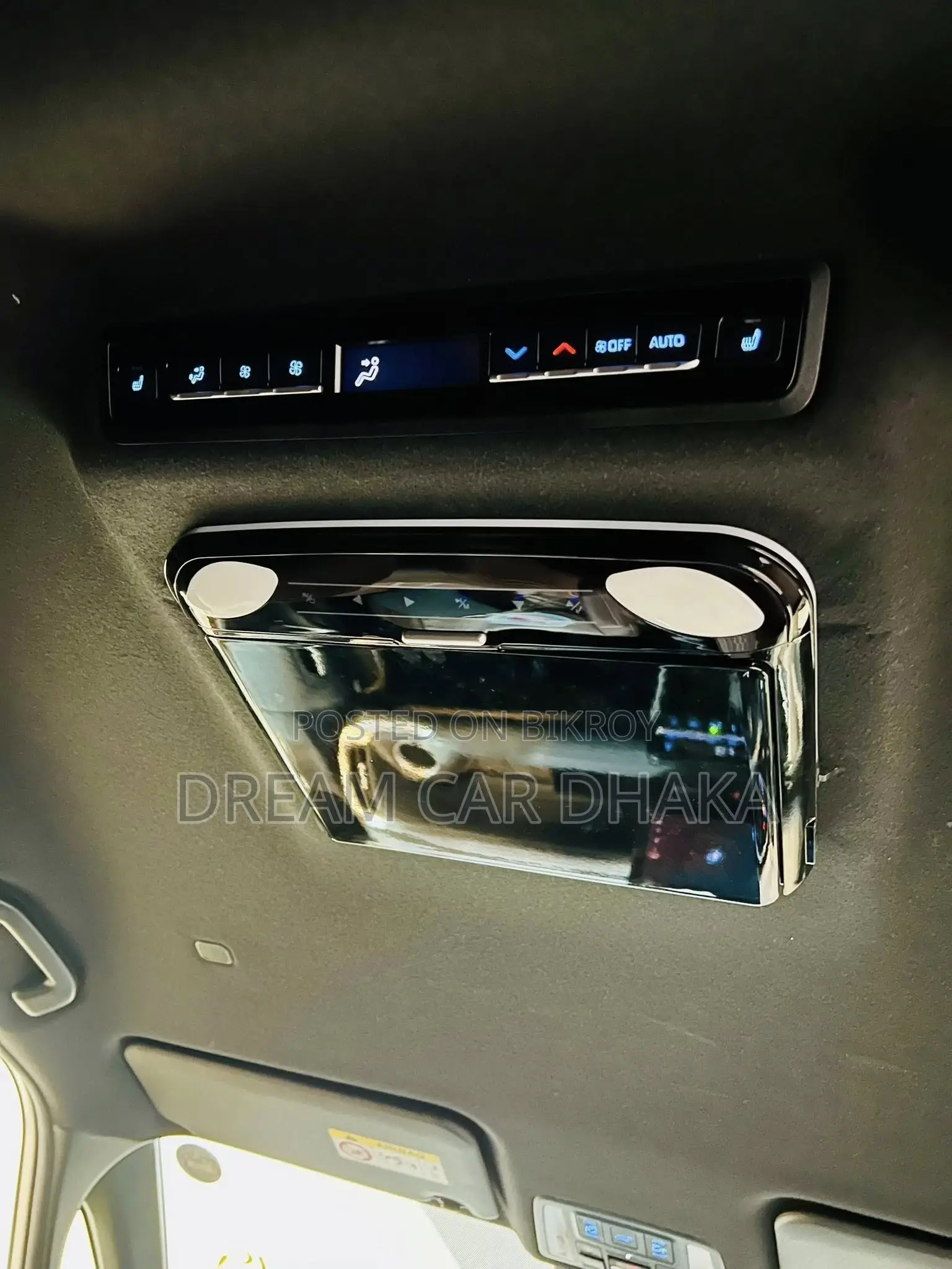 Toyota Voxy SZ PKG PEARL COLOR 2022