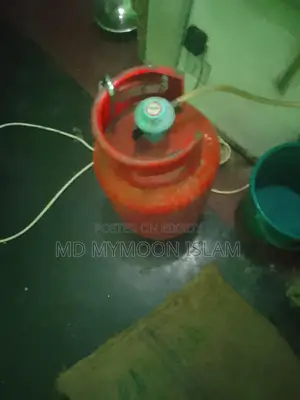 Stove and Gas Cylinder for Sale