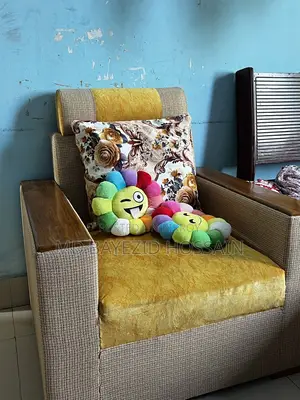 আরামদায়ক ও মজবুত সোফা সেট বিক্রি (ব্যবহৃত)