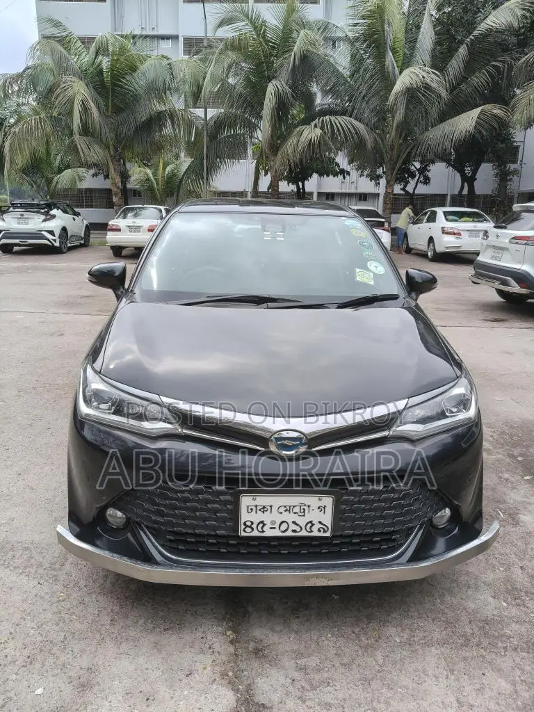 Toyota Axio WXB Hybrid 2016
