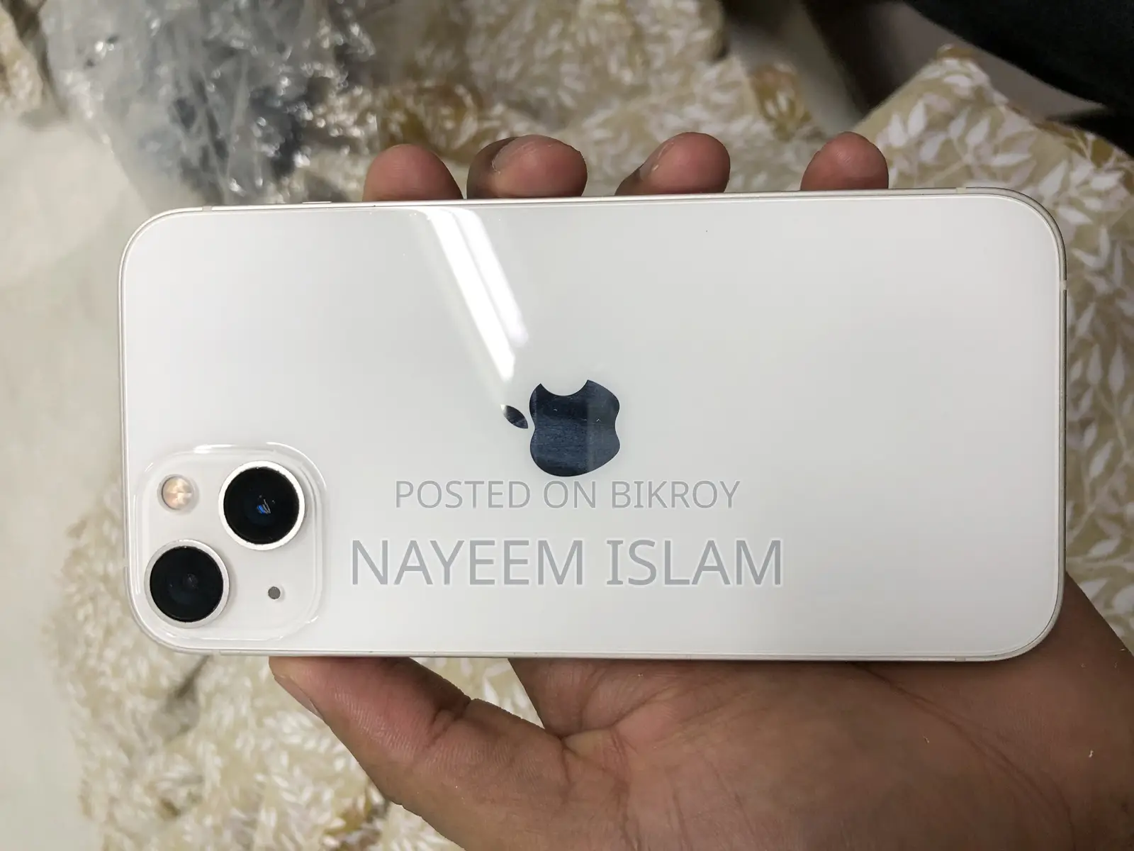 Apple iPhone 13 (Used)