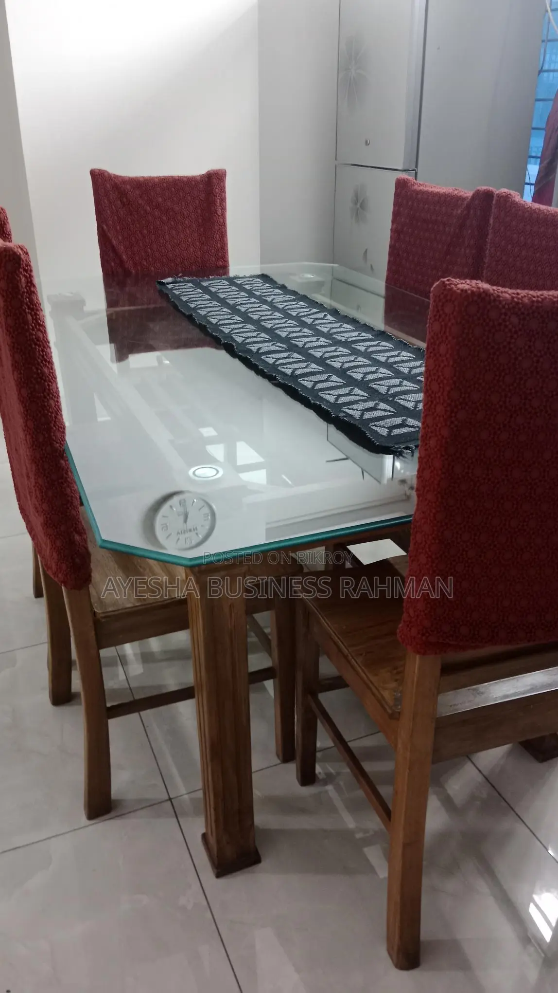 চিটাগং সেগুন কাঠের ডাইনিং টেবিল