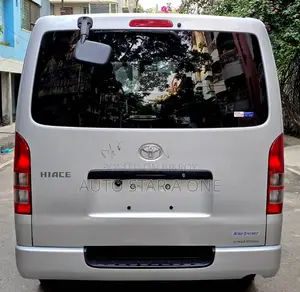 Toyota Hiace Dx 5 DOOR 2020