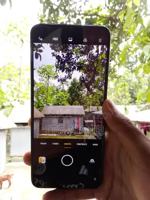 Realme 5i (Used)