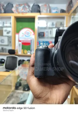 canon 250D with 50mm is prime lens 1.8