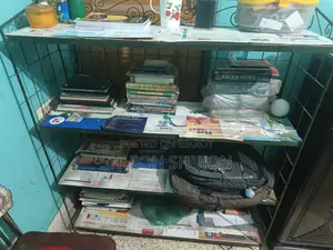 Bookshelf / Rack