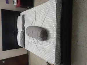 Semi Double Bed with Mattress