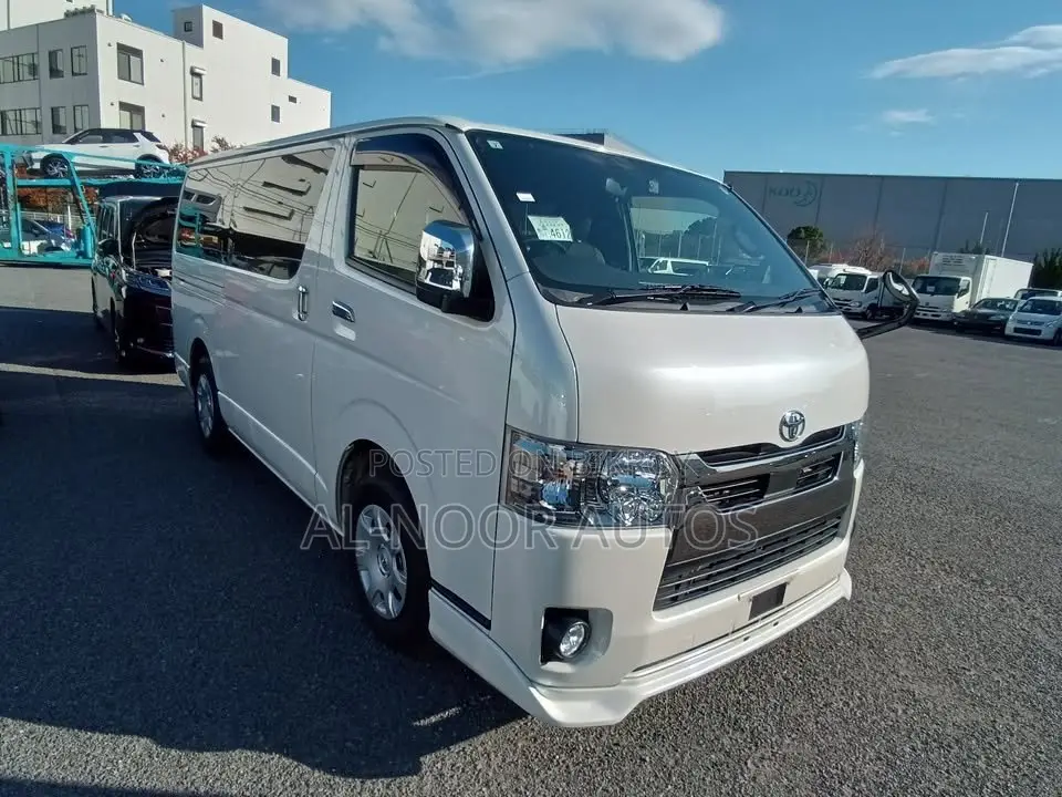 Toyota Hiace Super GL Dark Prime 2021