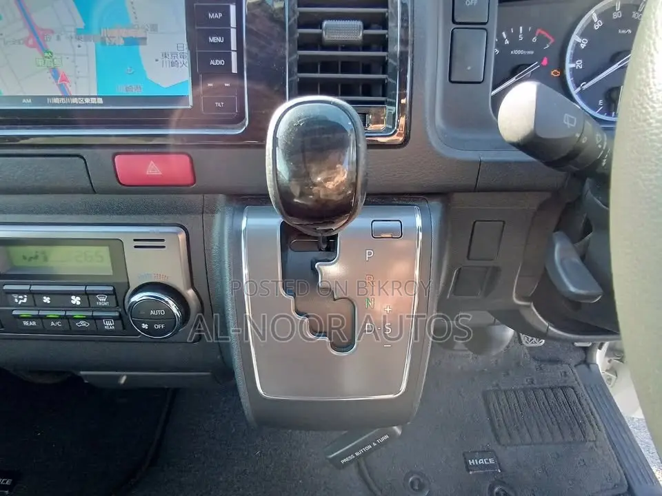 Toyota Hiace Super GL Dark Prime 2021