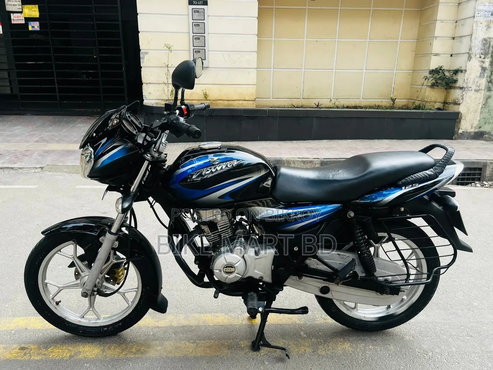 Bajaj Discover 125 2019 Black