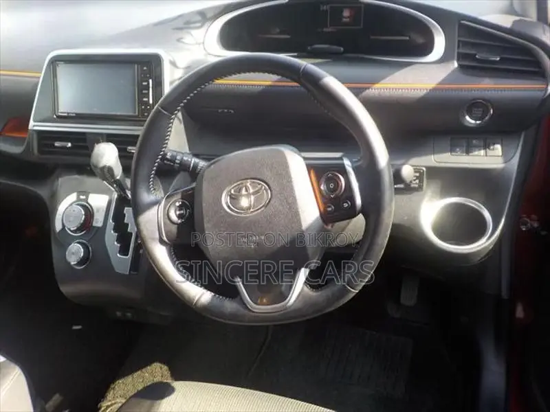 Toyota Sienta G PKG HYB 4 POINT 2021