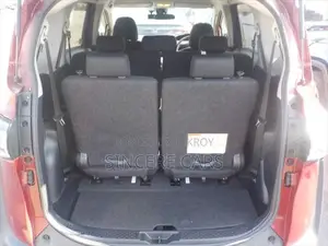 Toyota Sienta G PKG HYB 4 POINT 2021