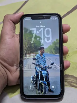 Apple iPhone 11 (Used)