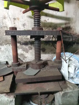 Ball Press Machine